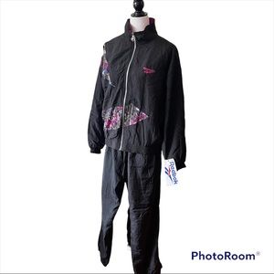 Reebok new vintage deadstock 90s track suit jogging suit windbreaker